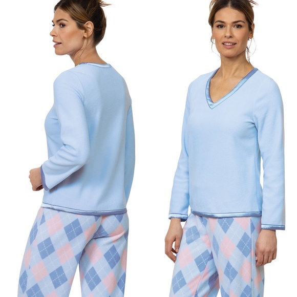 Pajamagram Other - Pajamagram Snuggle Fleece Pajamas Set - Size Small